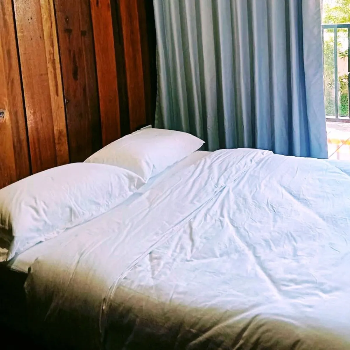 1 Bed Room (2 คน) 1 เตียงใหญ่